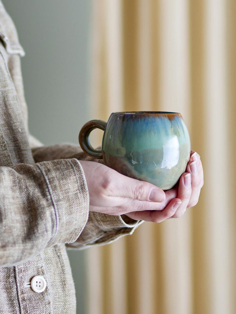 Paula Cup, Green, Stoneware ( Diameter 9cmx Height 8cm)